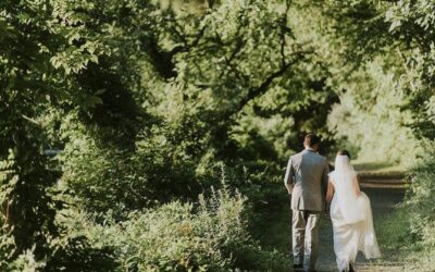 How do I plan the perfect outdoor wedding?